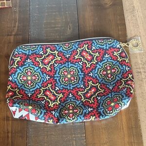 Estee Lauder Makeup Zip Pouch NWOT